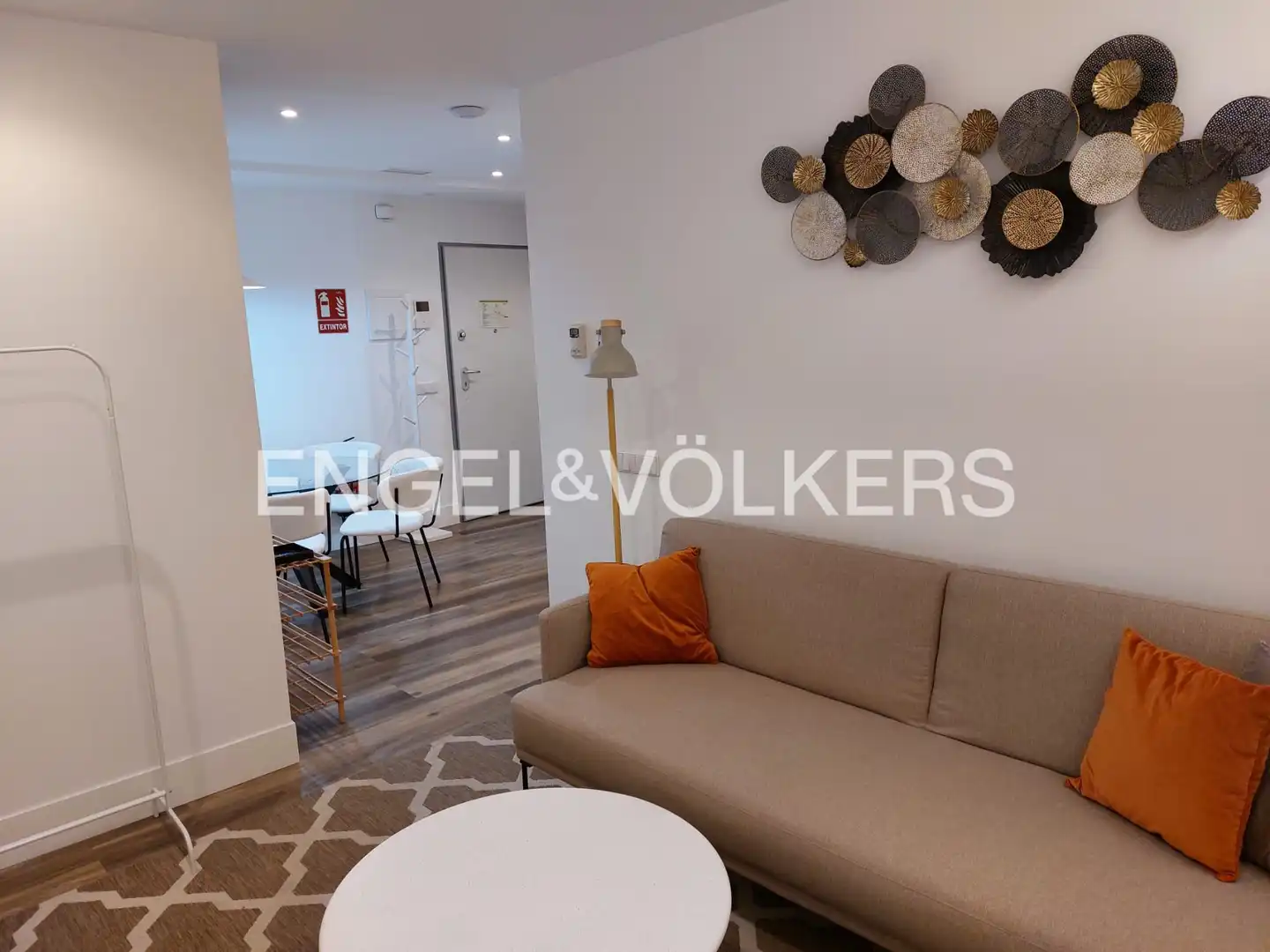 Sala d'estar de Pis de lloguer en Madrid amb Aire condicionat, Calefacció i Parquet