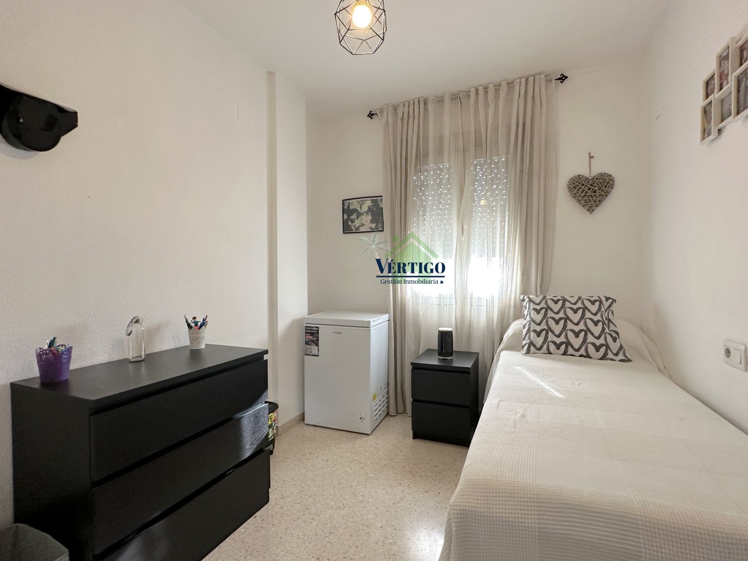 Bedroom of Duplex for sale in Dos Hermanas  with Air Conditioner, Heating and Terrace