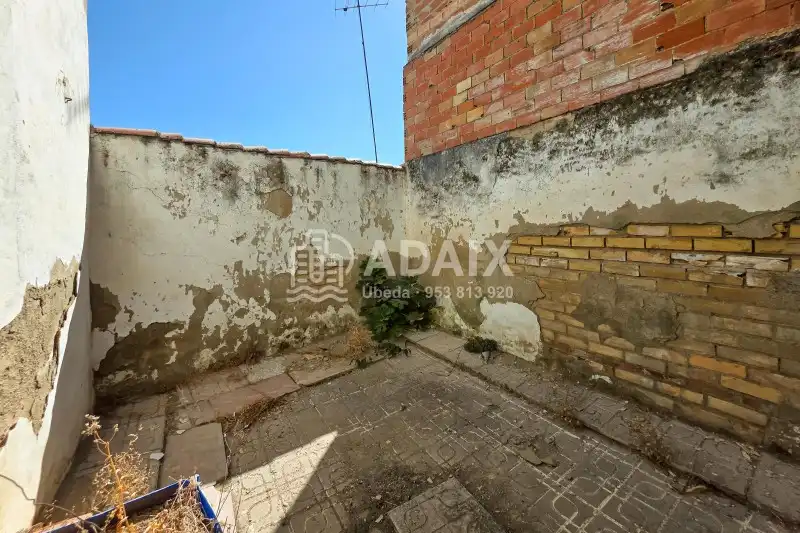 Garden of Houses for sale in Úbeda