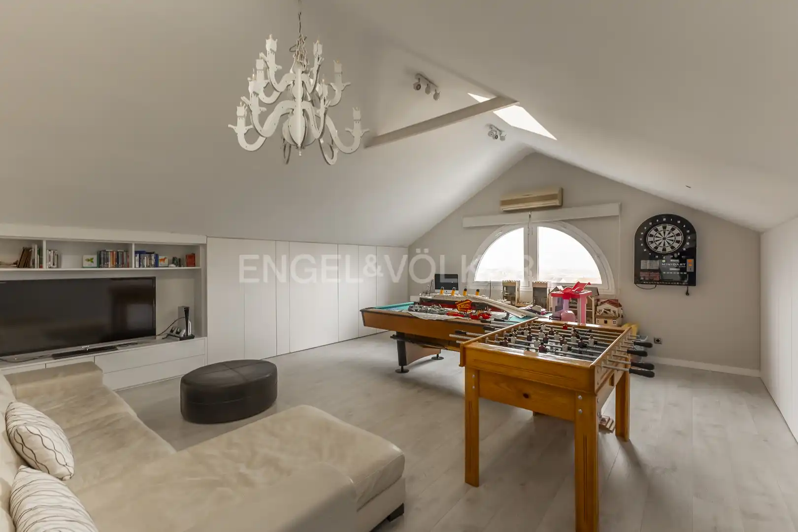Sala de estar de Casa o chalet en venta en Cobeña con Aire acondicionado, Calefacción y Jardín privado