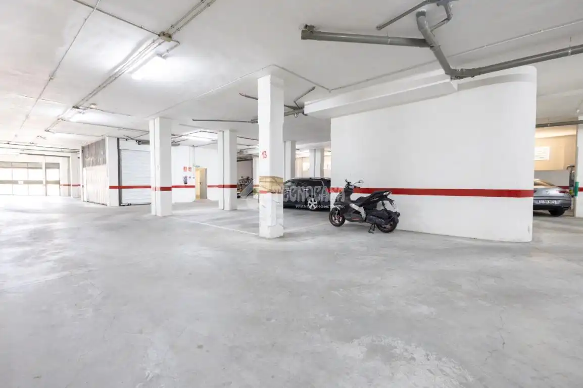 Parking de Piso en venta en Salamanca con Aire acondicionado, Terraza y Trastero