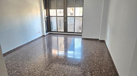 Foto 2 de Piso en venta en Carrer de Barig, Barrio de Benicalap, Valencia