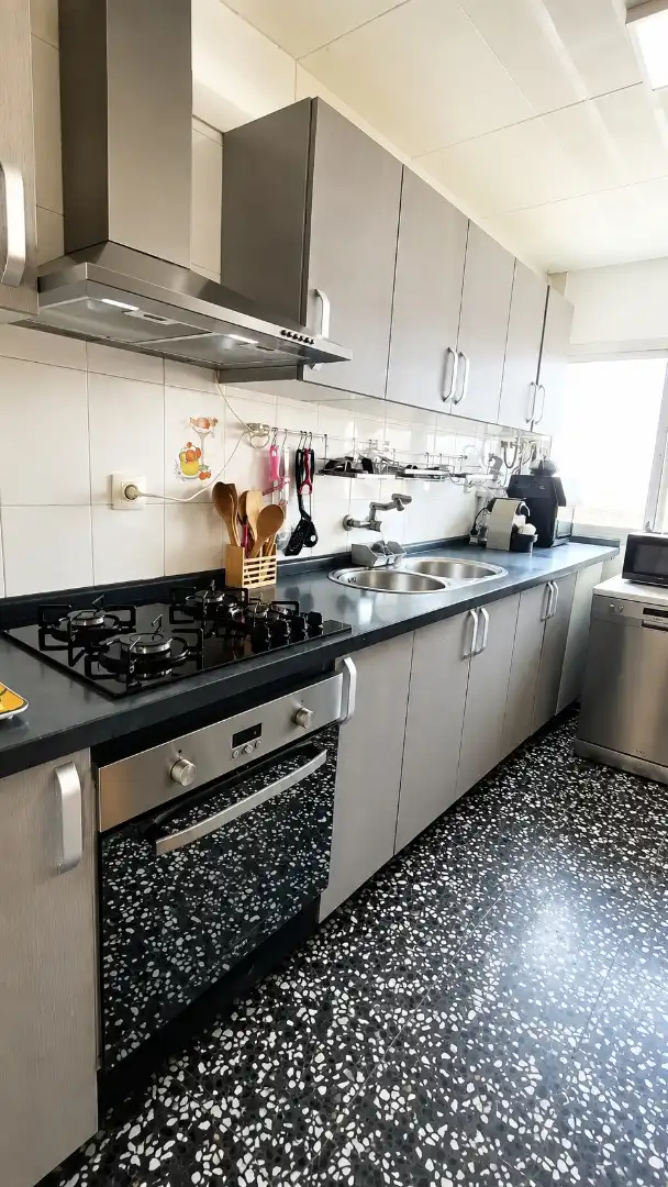 Cuina de Pis en venda en Tarragona amb Aire condicionat, Terrassa i Traster