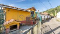 Vista exterior de Casa o xalet en venda en Villaviciosa amb Jardí privat, Terrassa i Traster