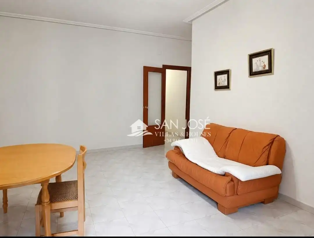 Sala d'estar de Casa o xalet en venda en Novelda, Alicante