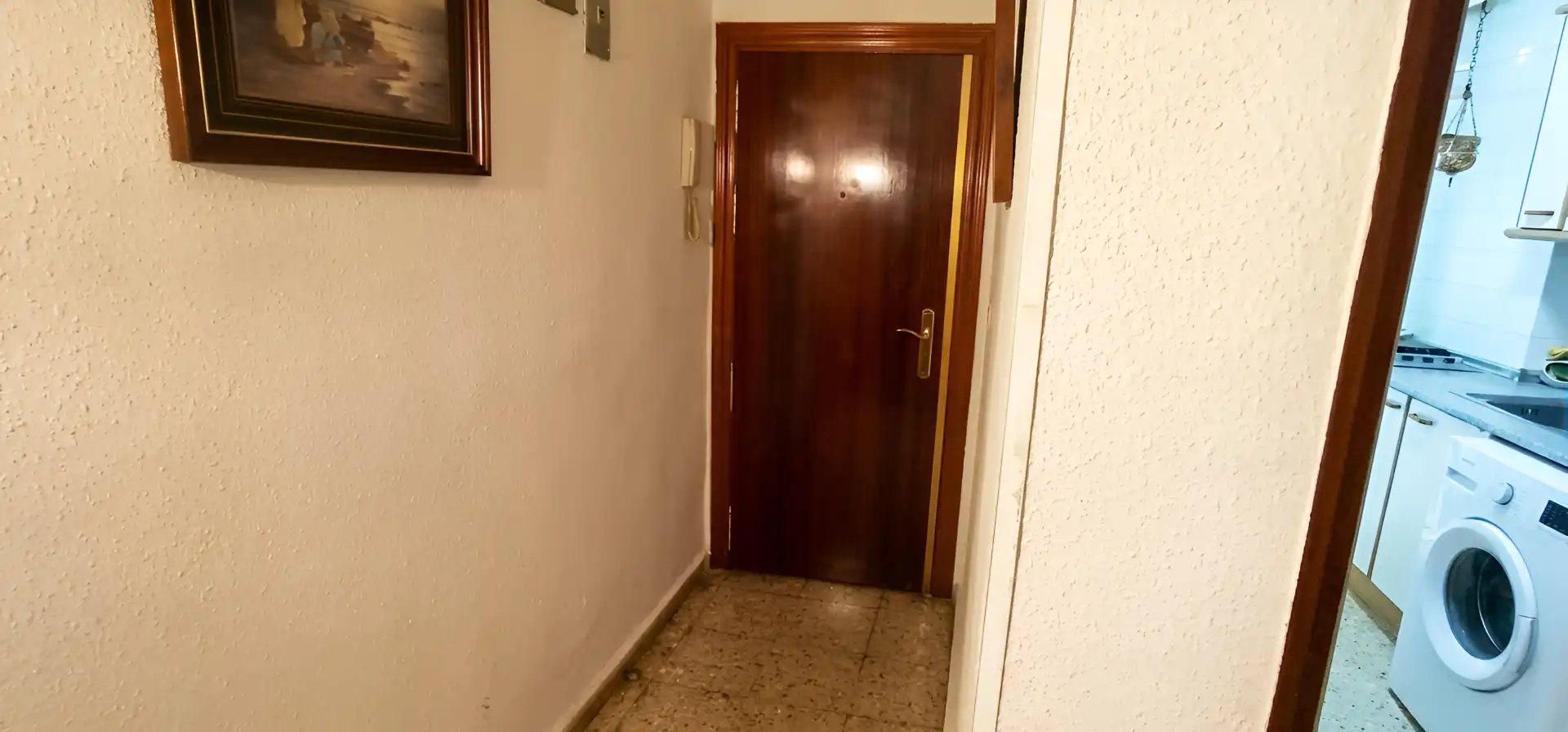 Wohnung zum Verkauf in Coslada mit Klimaanlage, Terrasse und Möbliert