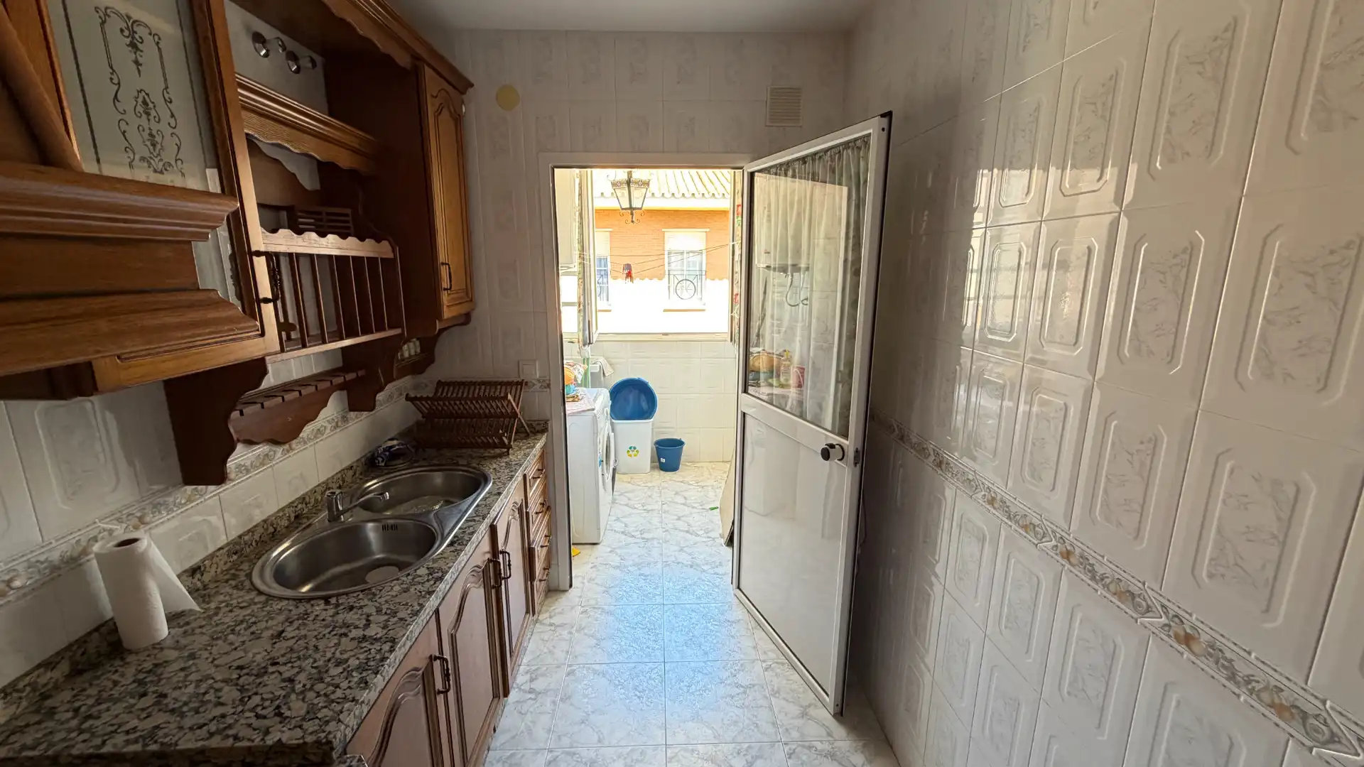 Cuina de Pis en venda en Torrox amb Terrassa, Moblat i Forn