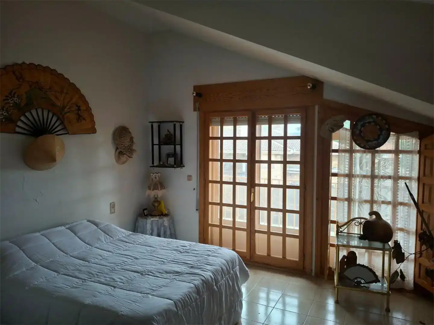 Dormitori de Casa o xalet en venda en Palazuelos de Eresma amb Aire condicionat, Piscina i Balcó