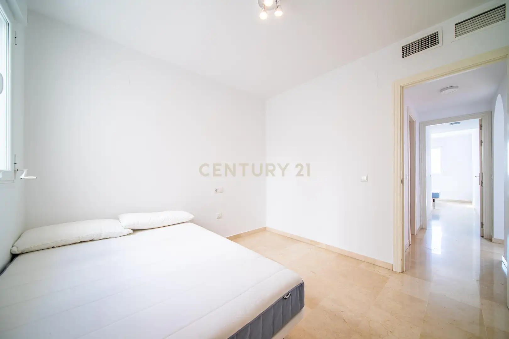 Apartamento con piscina en venta en Benalmádena pueblo, imagen 29