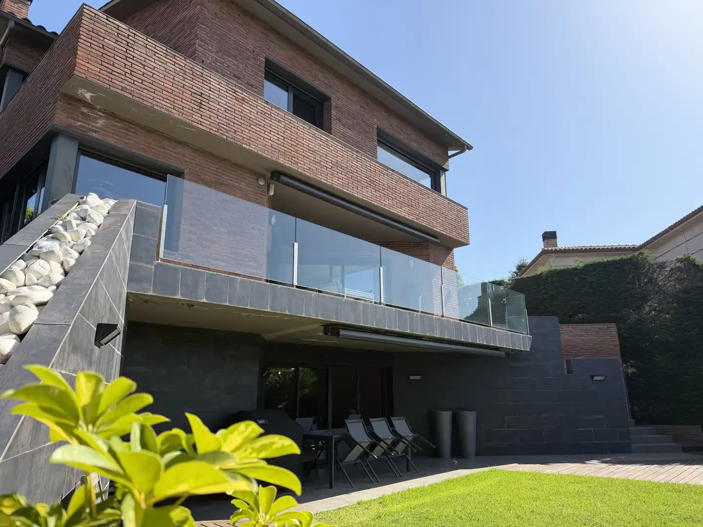 Terrassa de Casa o xalet en venda en La Garriga amb Calefacció, Jardí privat i Parquet