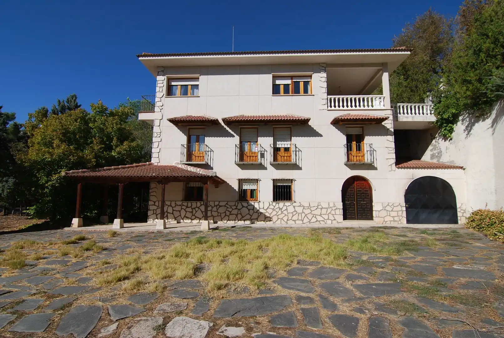 Exterior view of Houses for sale in Chinchón  with Air Conditioner and Heating