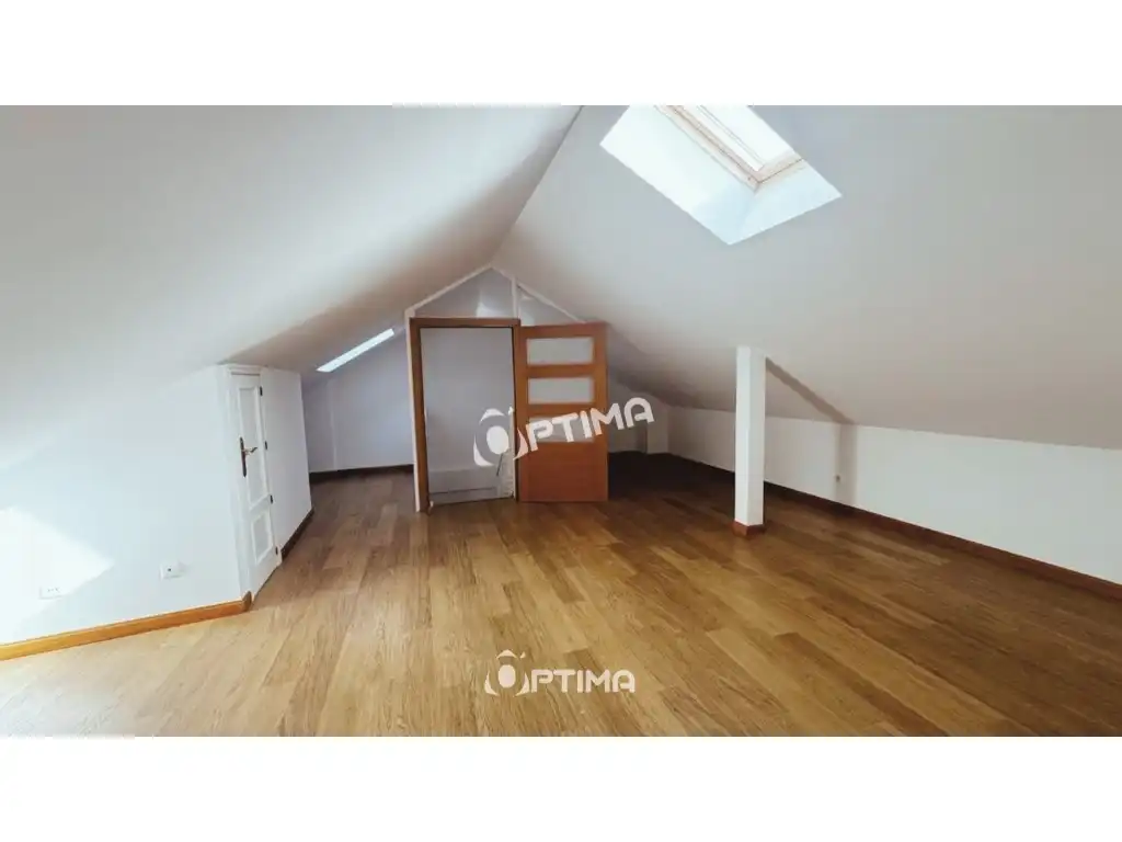 Habitación de Casa o chalet en venta en Madrid