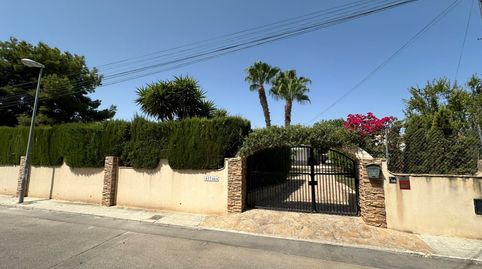 Ubicada en una de las mejores zonas residenciales de Mutxamel, esta casa independiente ofrece una excelente combinación de amplitu, imagen 5