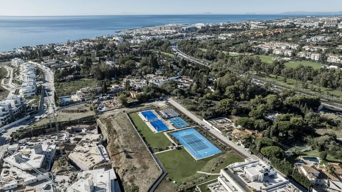 Exterior view of Apartments for sale in Marbella  with Terrace and Storage room