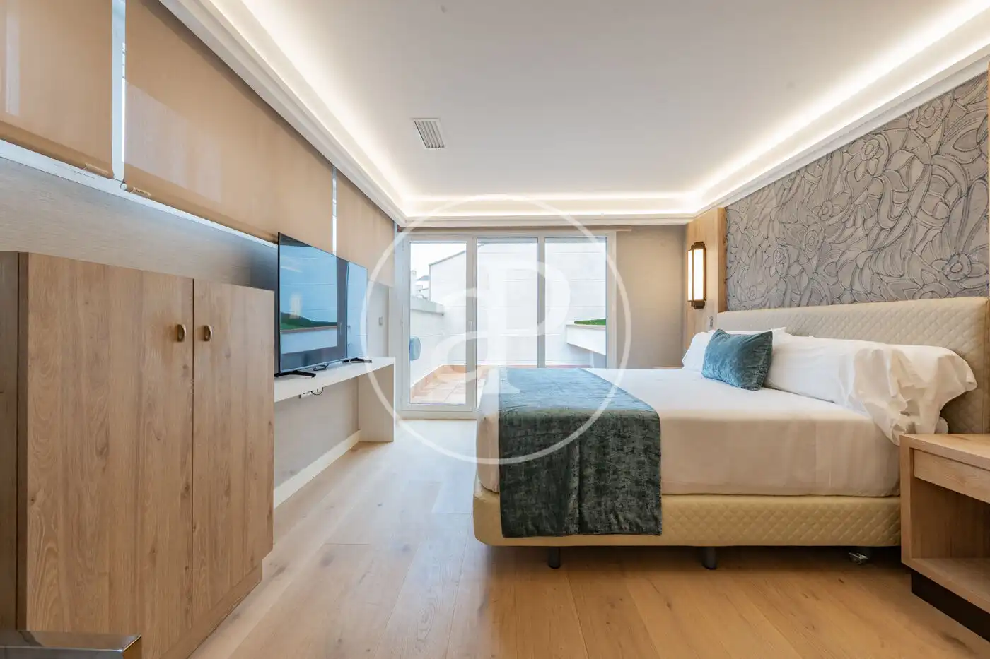 Bedroom of Flat for rent in Madrid  with Air Conditioner, Heating and Terrace