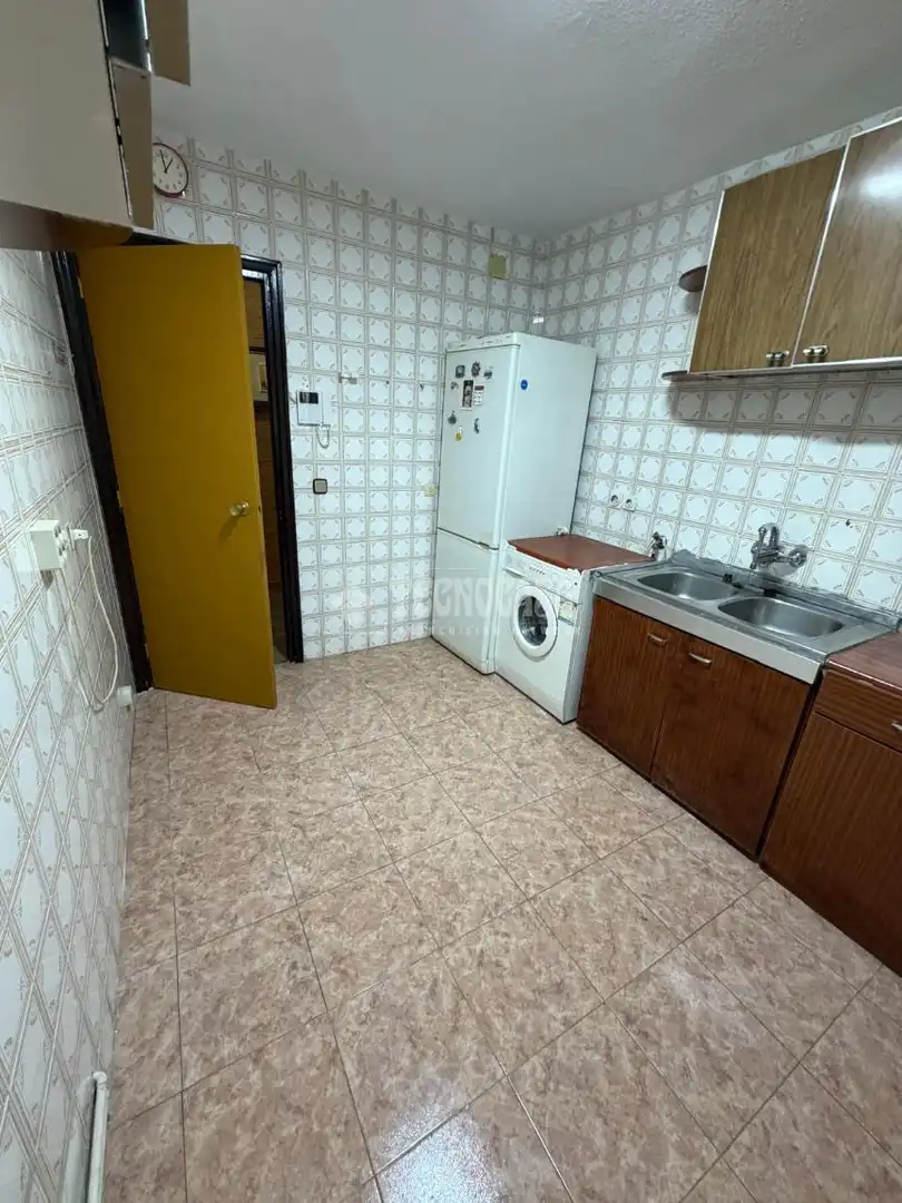 Cocina de Piso en venta en Fuenlabrada con Calefacción