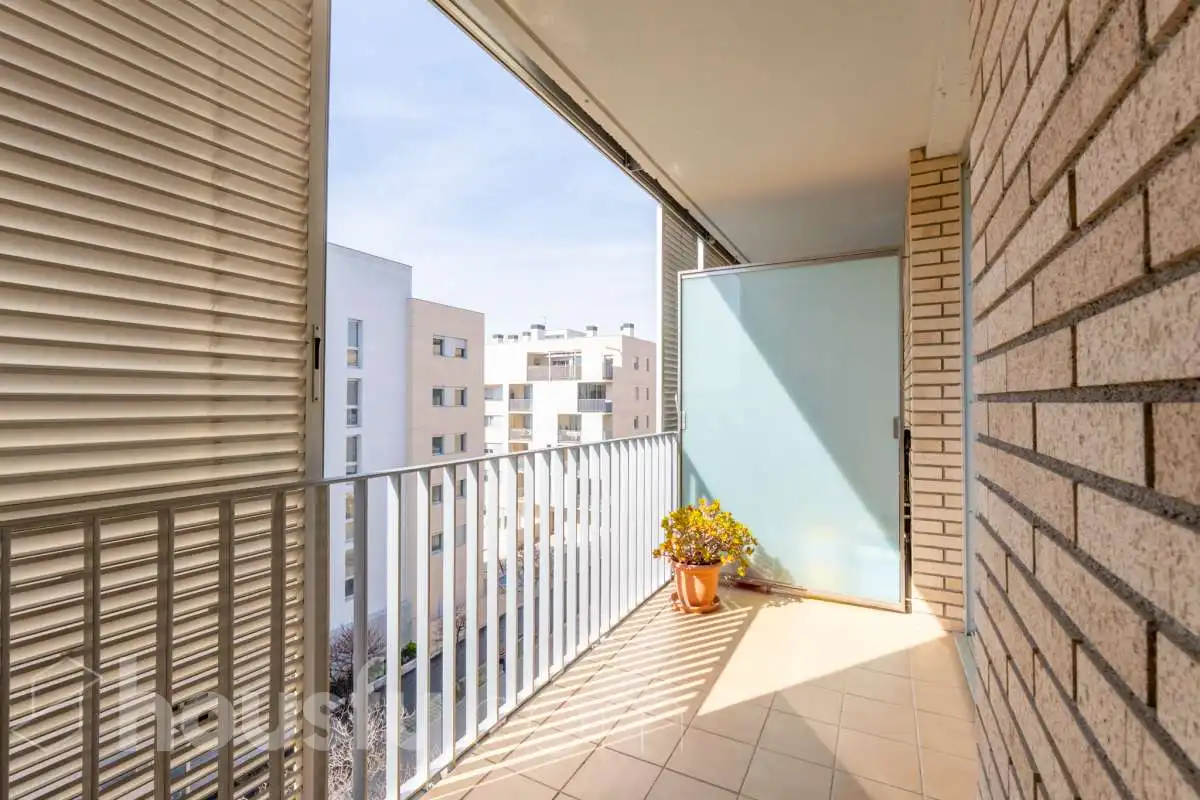 Terrassa de Pis en venda en Vilafranca del Penedès amb Aire condicionat, Calefacció i Jardí privat