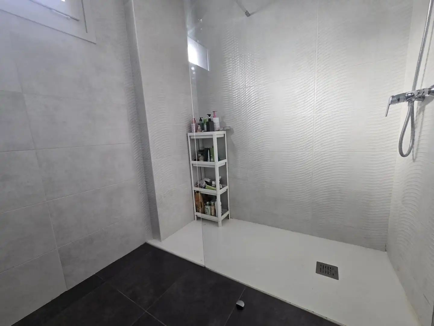 Bathroom of Flat for sale in  Logroño  with Heating, Terrace and Storage room