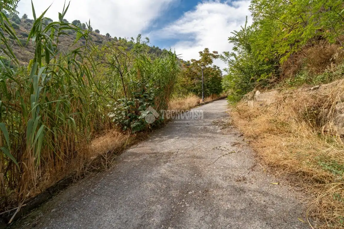 Terreno industrial en venta en Albaicín