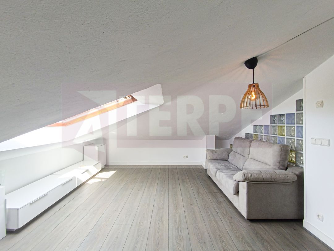Living room of Box room for sale in Donostia - San Sebastián 