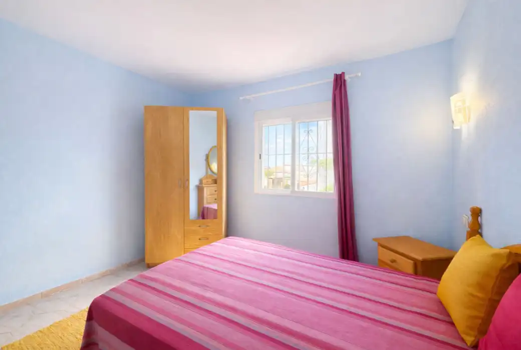 Dormitori de Casa adosada en venda en Mijas amb Jardí privat, Terrassa i Traster