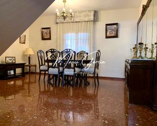 Single-family semi-detached to rent in El Valle