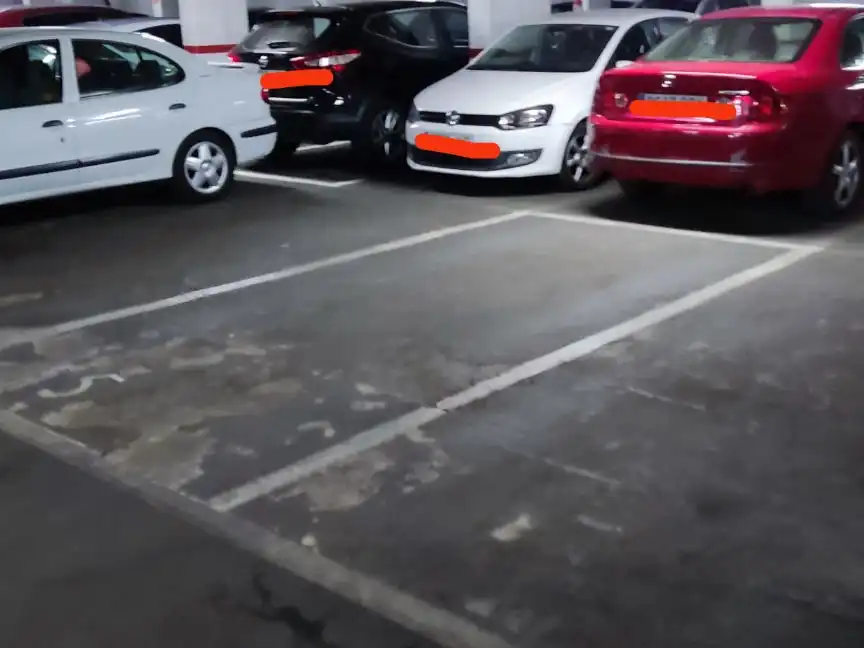 Parking de Garaje en venta en Cornellà de Llobregat