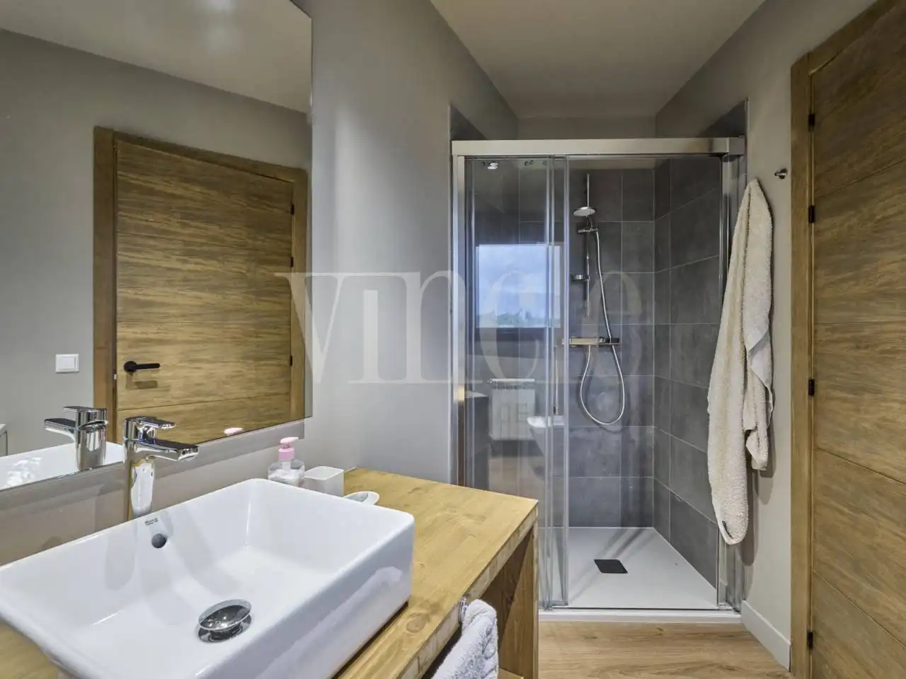 Bany de Casa o xalet en venda en Ger amb Calefacció, Jardí privat i Parquet