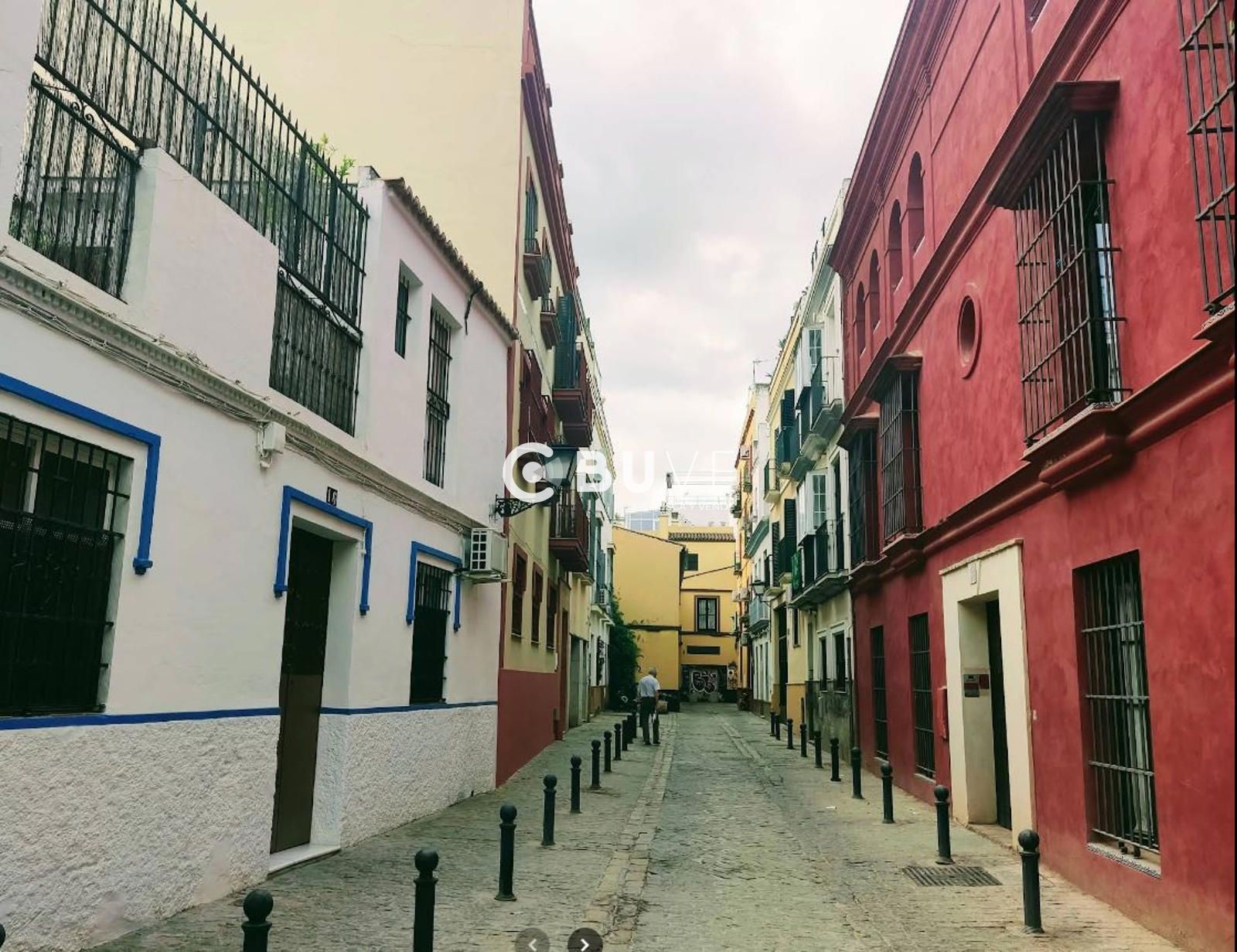 Vista exterior de Estudi en venda en  Sevilla Capital amb Aire condicionat, Calefacció i Terrassa