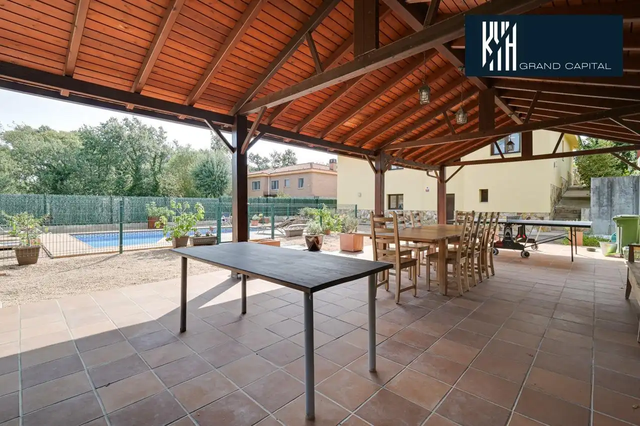Casa con terraza en venta en Urbanització Llac del Cigne, imagen 13