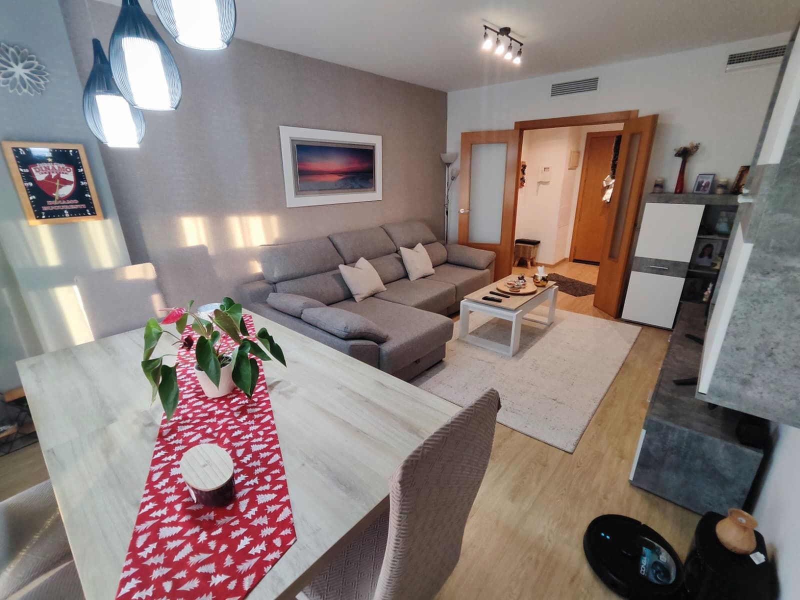 Living room of Flat for sale in  Valencia Capital  with Air Conditioner, Heating and Parquet flooring