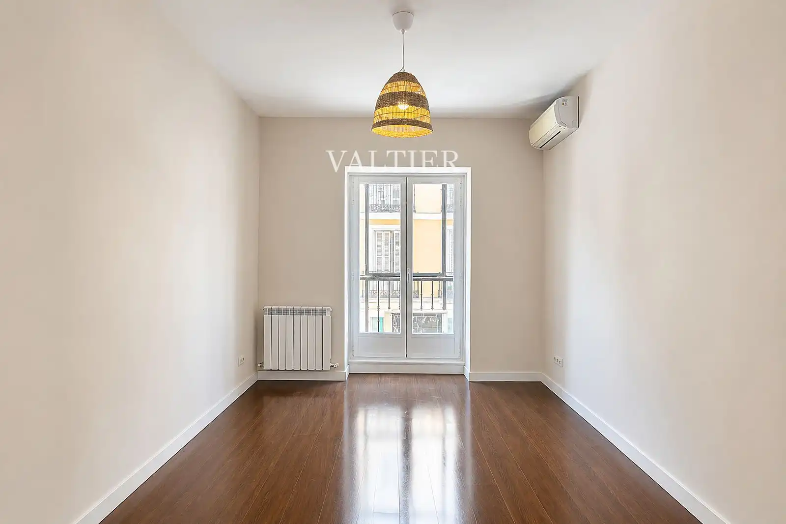 Bedroom of Flat for rent in Madrid  with Air Conditioner