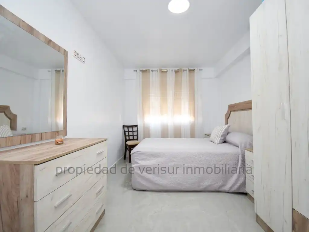 Dormitori de Apartament de lloguer en Águilas