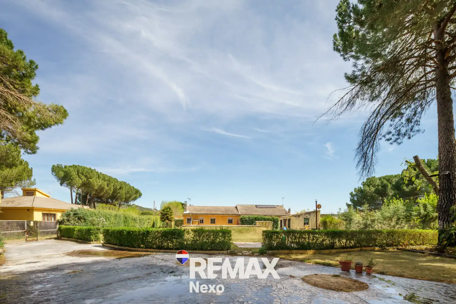 Vista exterior de Casa o chalet en venta en Santibáñez de Valcorba con Calefacción, Jardín privado y Terraza