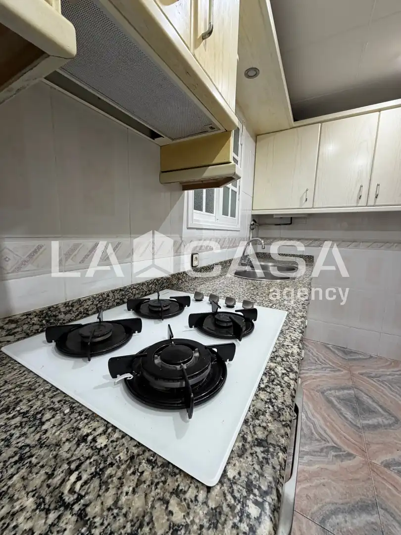 Kitchen of Flat for sale in Santa Coloma de Gramenet  with Balcony