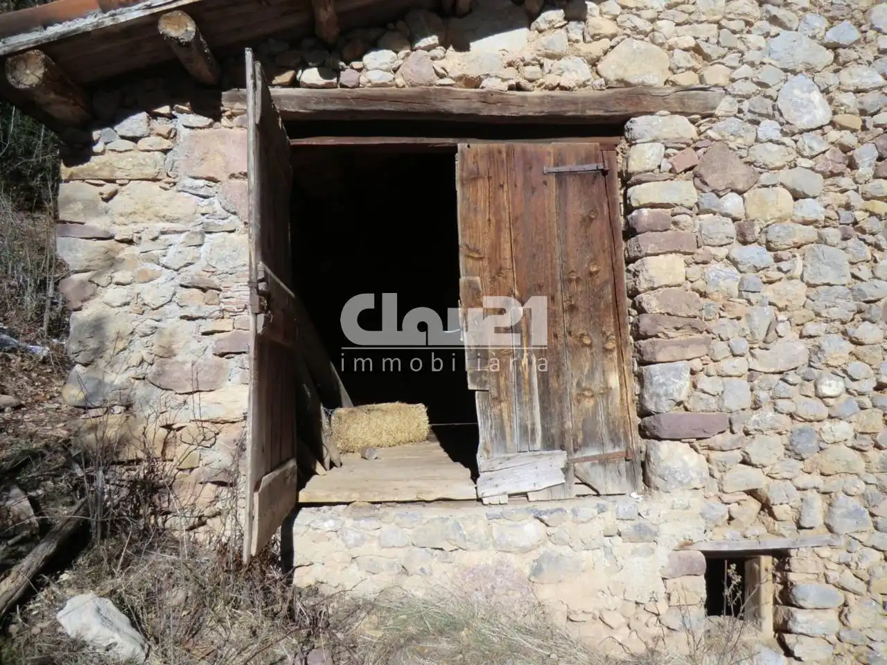 Vista exterior de Casa o xalet en venda en Montellà i Martinet