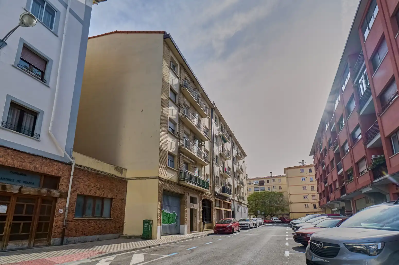 Vista exterior de Piso en venta en  Pamplona / Iruña con Calefacción, Parquet y Amueblado