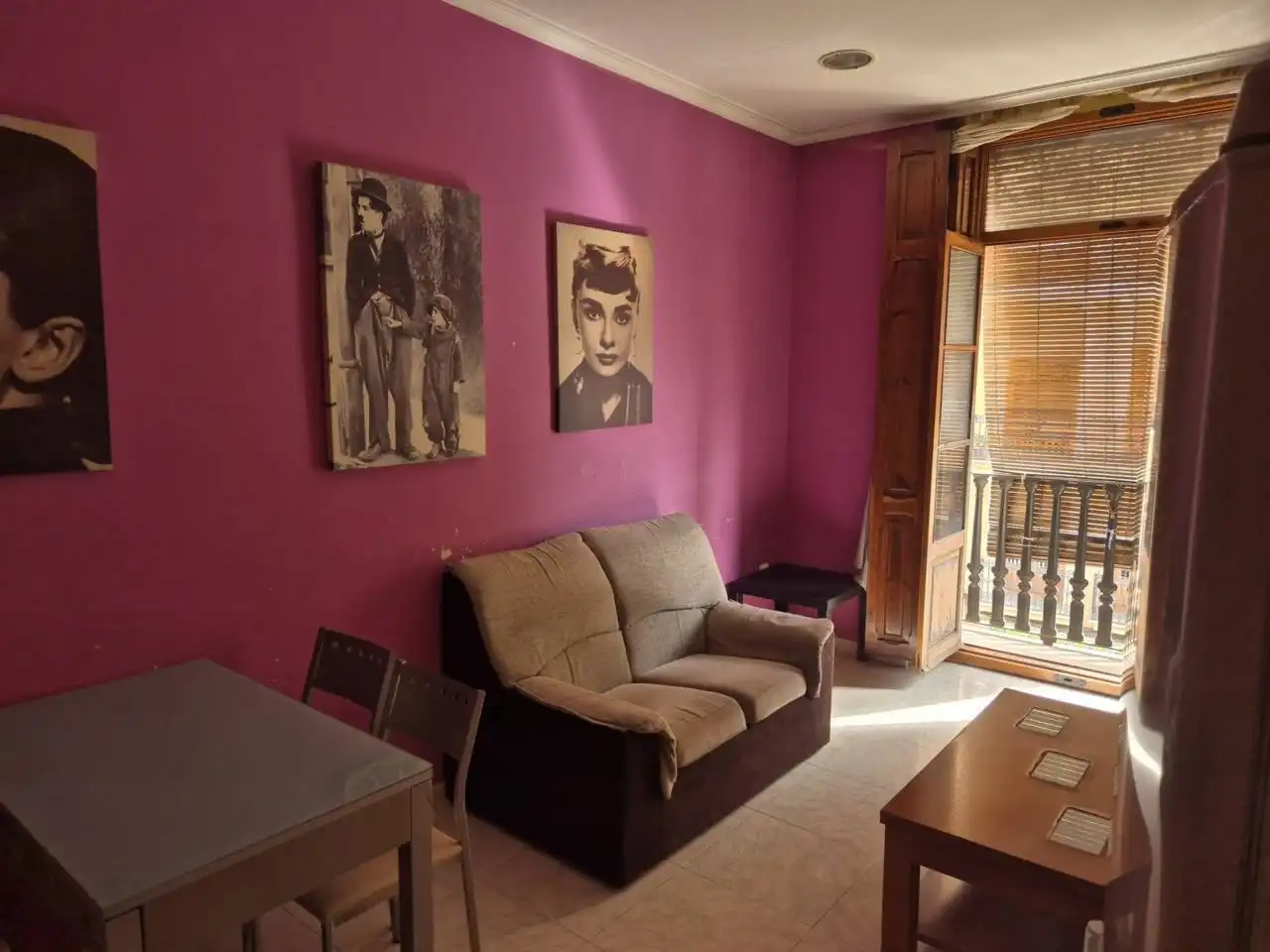Habitación de Piso en venta en Valencia con Balcón