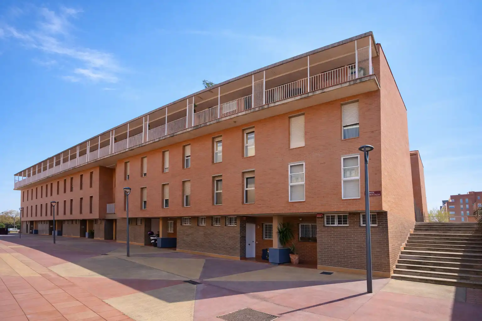 Außenansicht von Maisonette zum Verkauf in Reus mit Klimaanlage, Heizung und Privatgarten