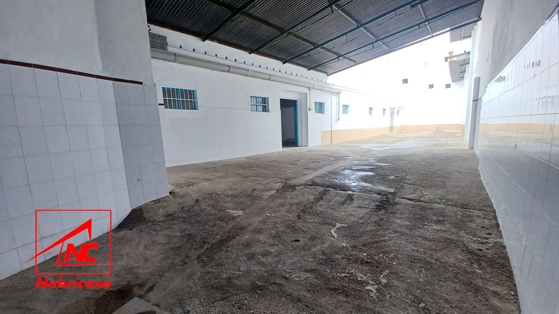 Nau industrial en venda en El Cuervo de Sevilla