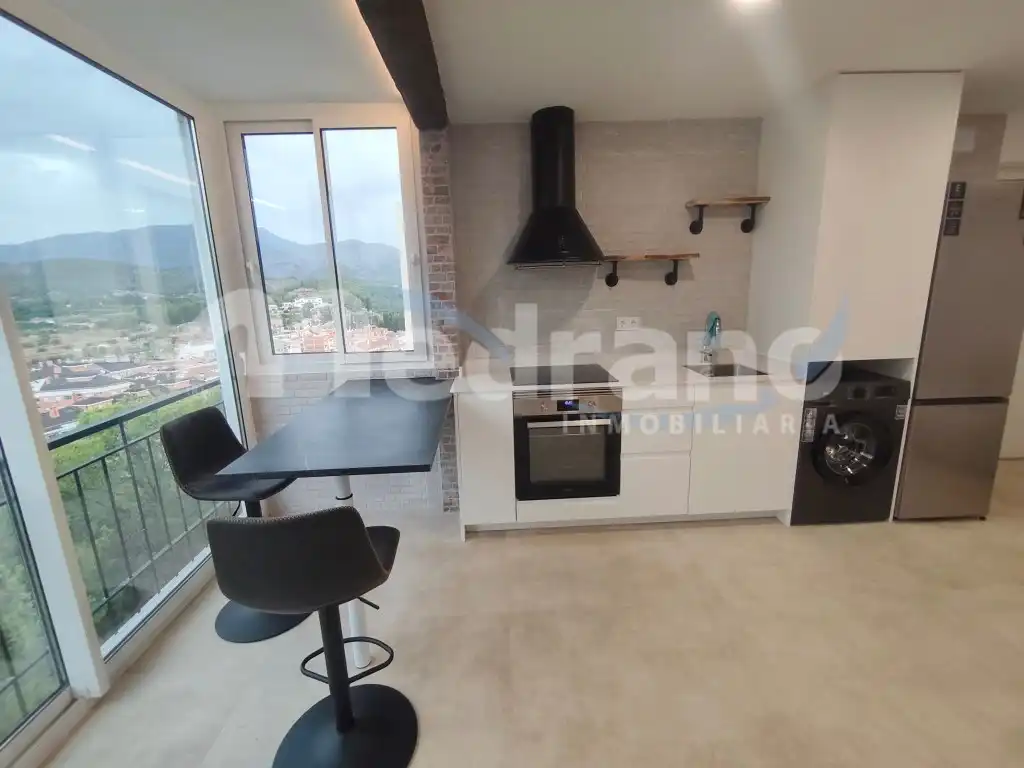 Cocina de Apartamento de alquiler en La Nucia con Aire acondicionado, Calefacción y Jardín privado