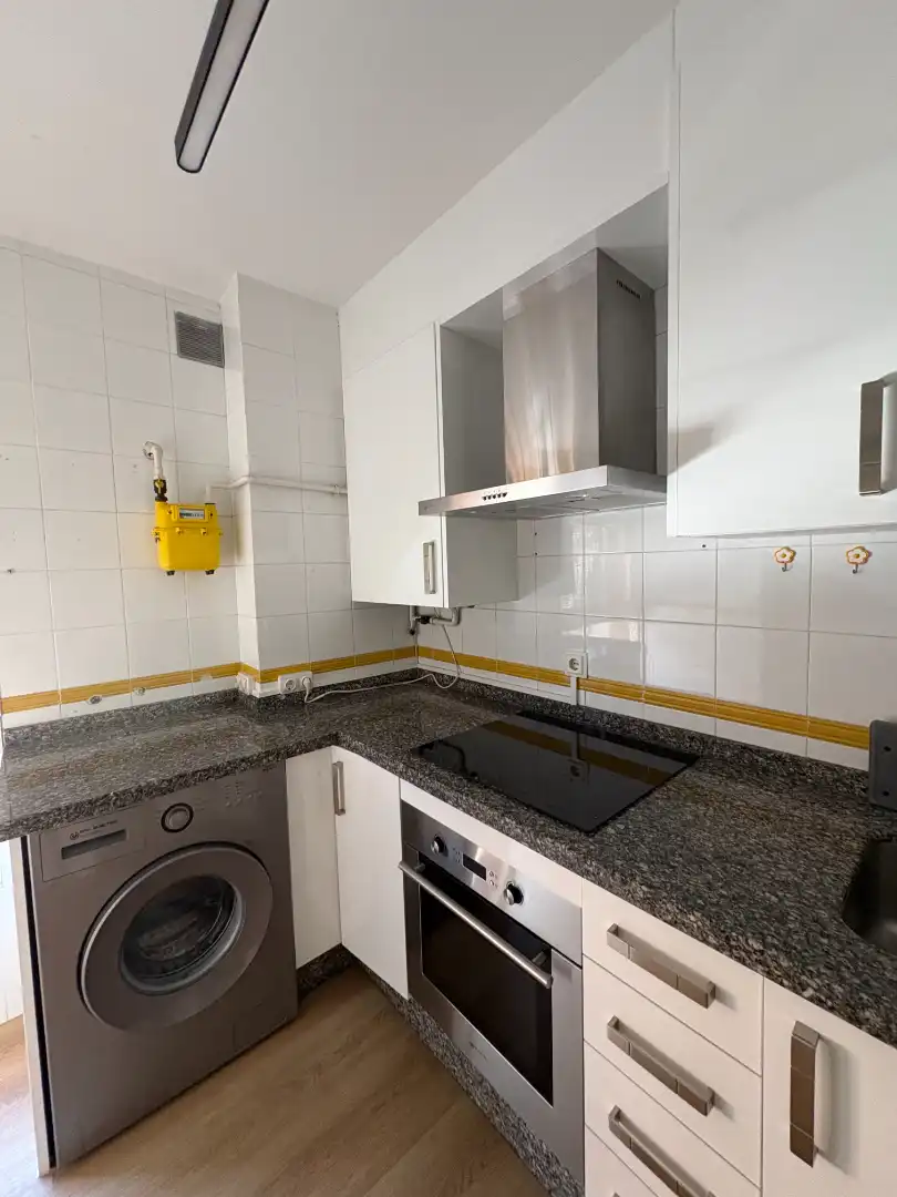 Küche von Wohnung zur Miete in Málaga mit Gemeinschaftspool