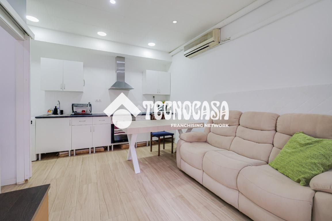 Flat for sale in Badalona  with Air Conditioner and Parquet flooring