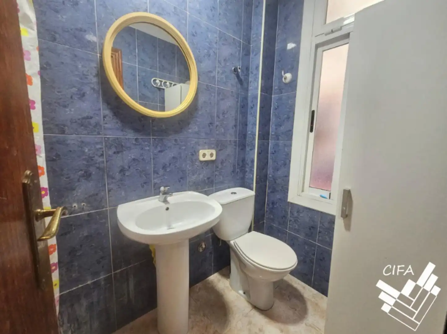 Bathroom of Commercial properties for sale in Alcalà de Xivert