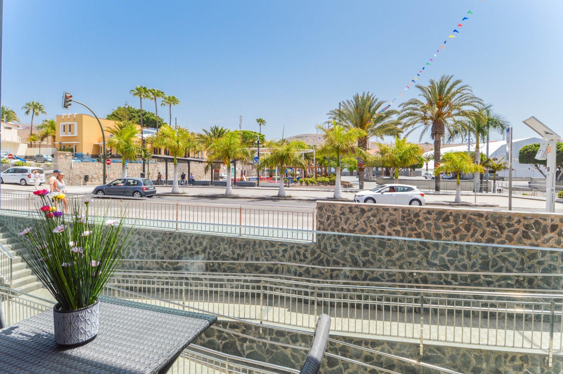 Vista exterior de Apartament en venda en Mogán amb Aire condicionat, Terrassa i Traster