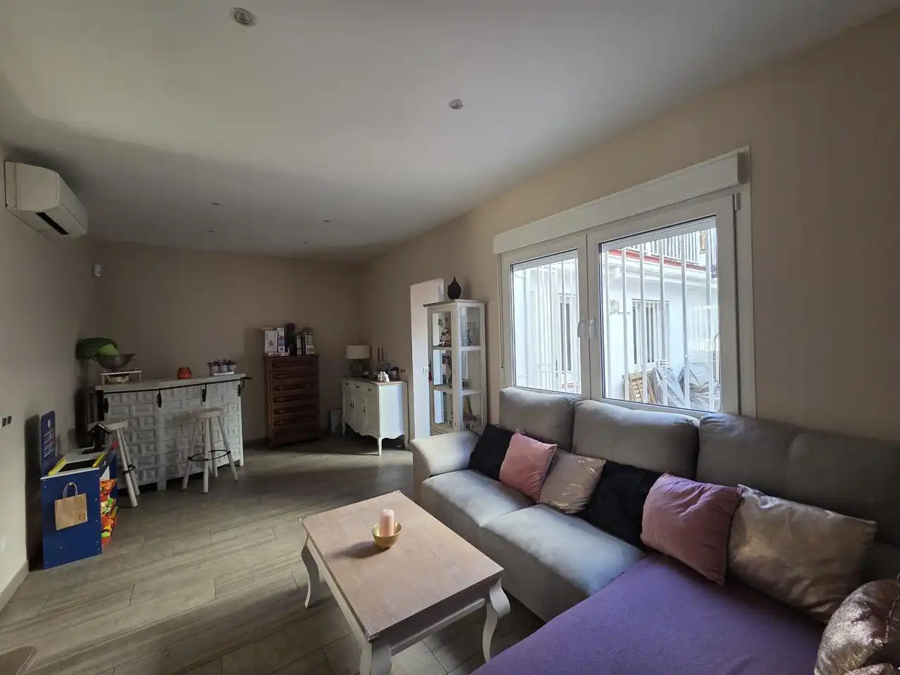 Living room of Houses for rent in Madrid  with Air Conditioner, Heating and Terrace