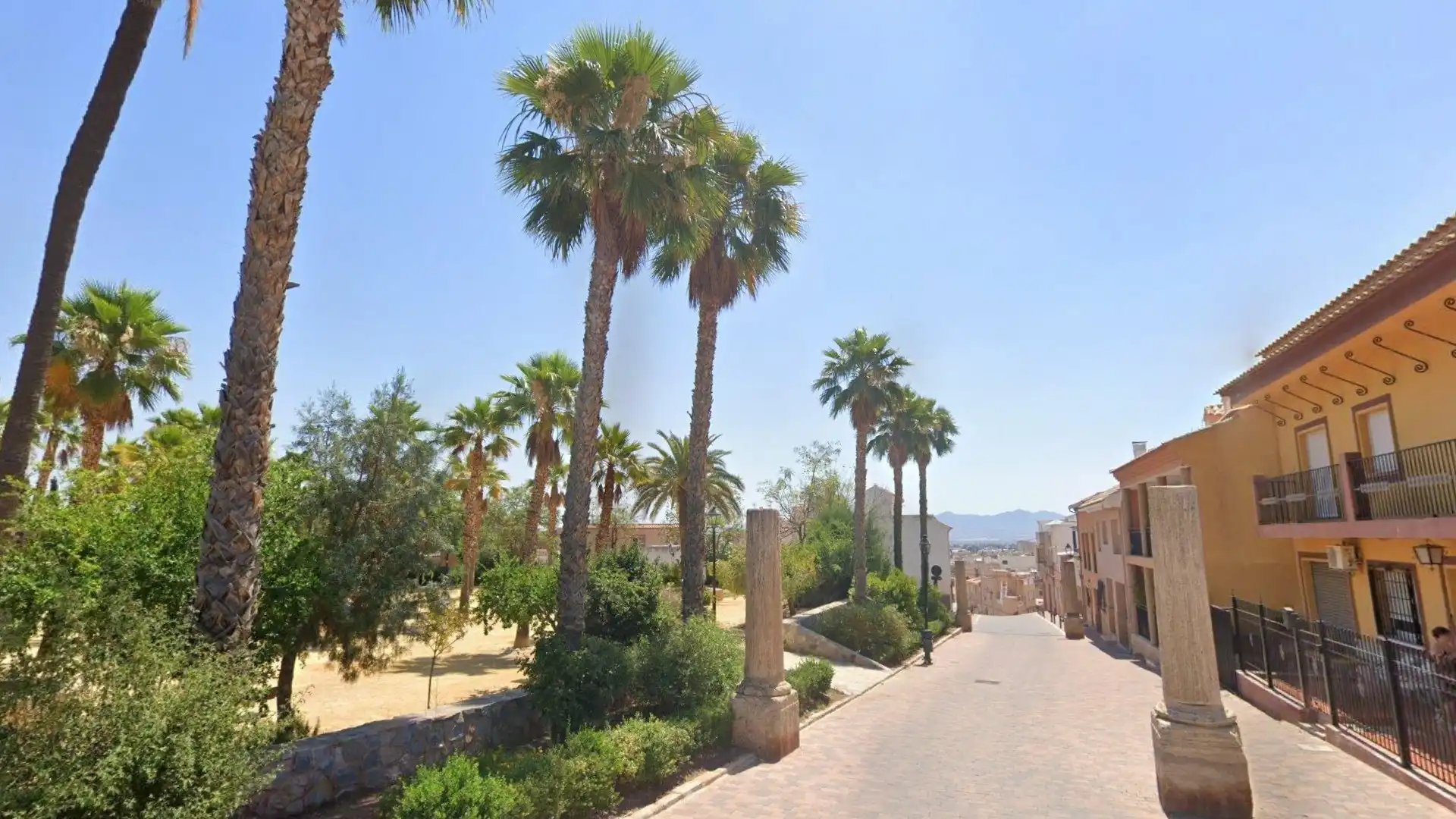 Casa aparellada en venda a Arcipreste Montesinos, imagen 3
