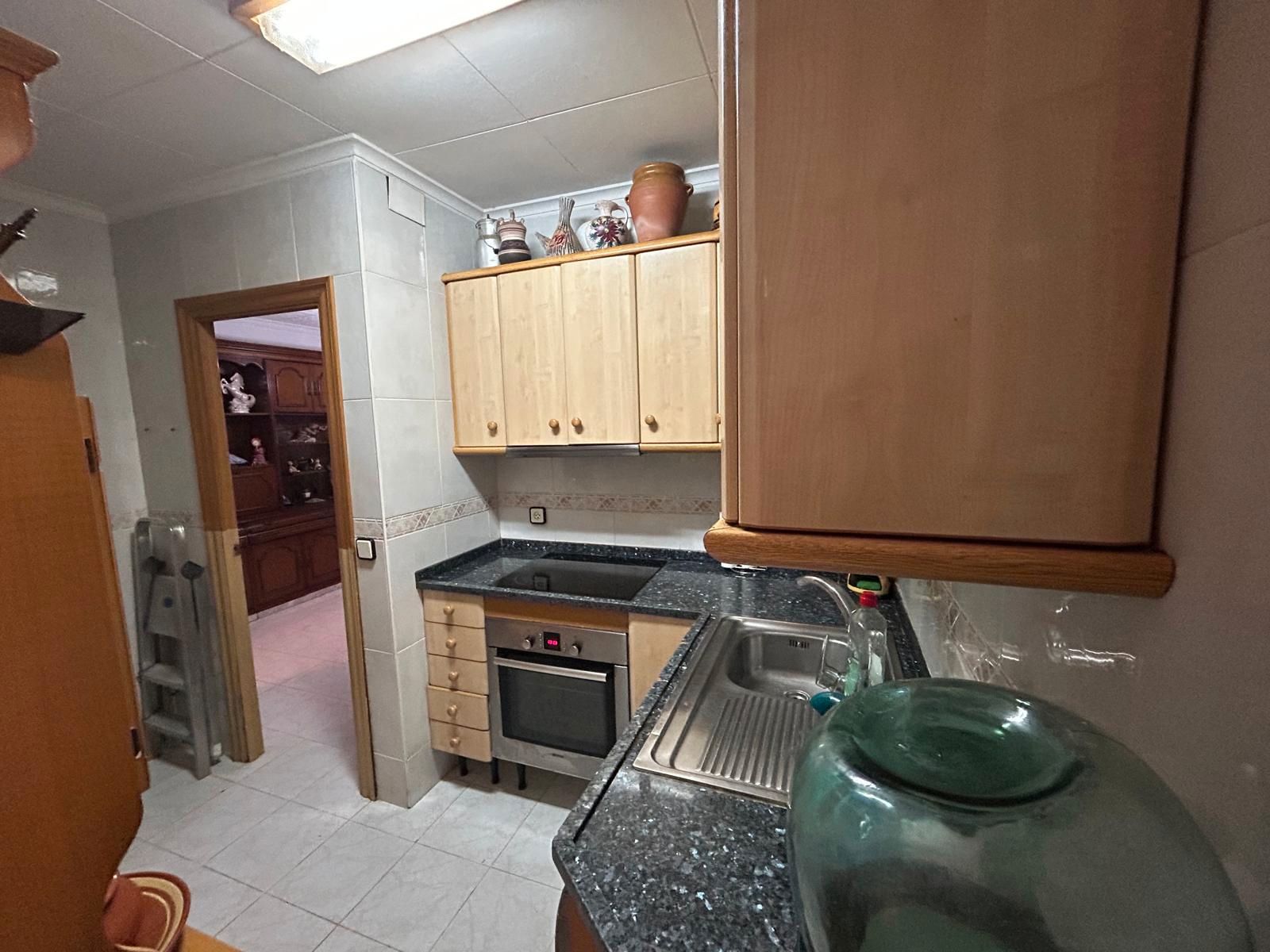 Kitchen of Flat for sale in Sabadell  with Furnished and Oven