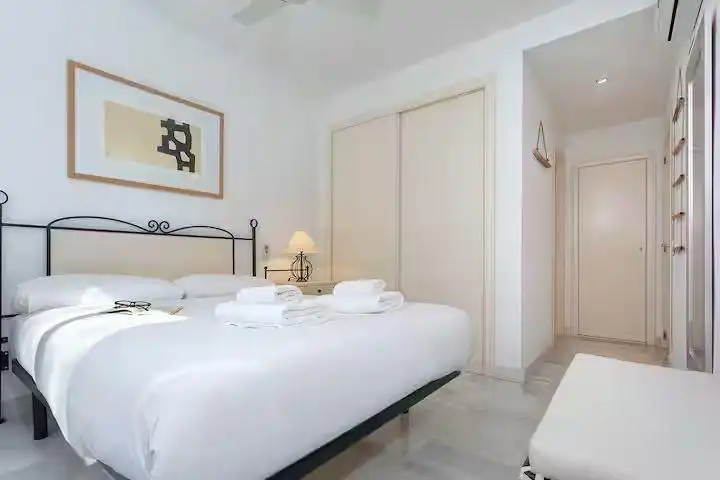 Apartament de lloguer a Calle 3, Guadalmina Alta