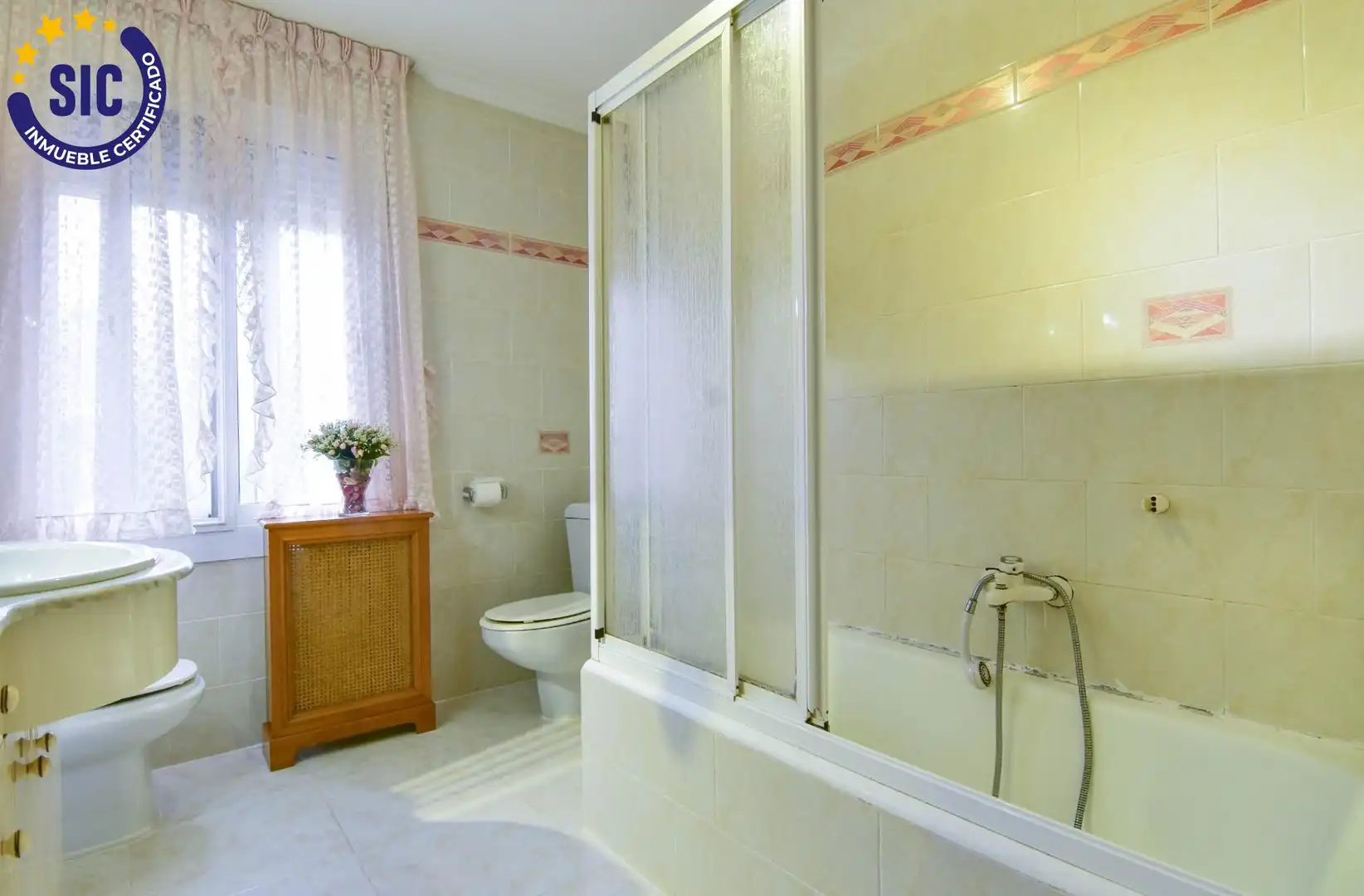 Baño de Casa o chalet en venta en Torrent con Aire acondicionado, Jardín privado y Terraza